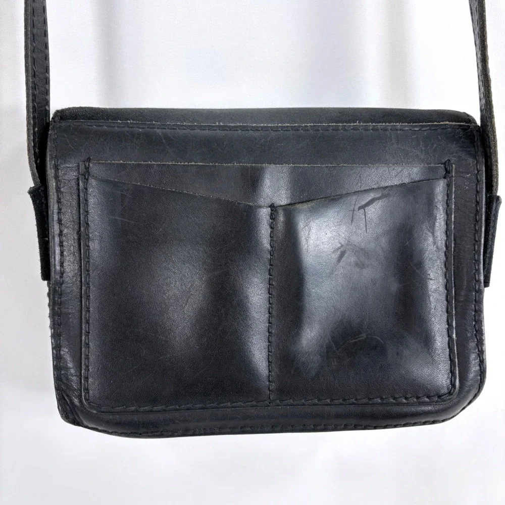Madewell Crossbody Bag Black Suede Leather Flap‎ Small Adjustable Strap RN77388